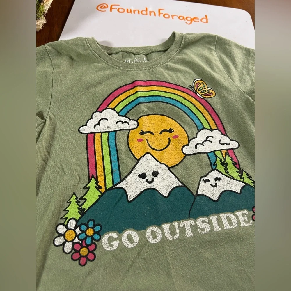 Nature Graphic Tee – Girls XS (4) | Rainbow Mountain Nature Outdoor Hike Shirt